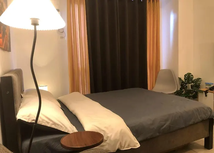 公寓式飯店 Cozy Staycation In Pioneer Woodland Mandaluyong 马尼拉